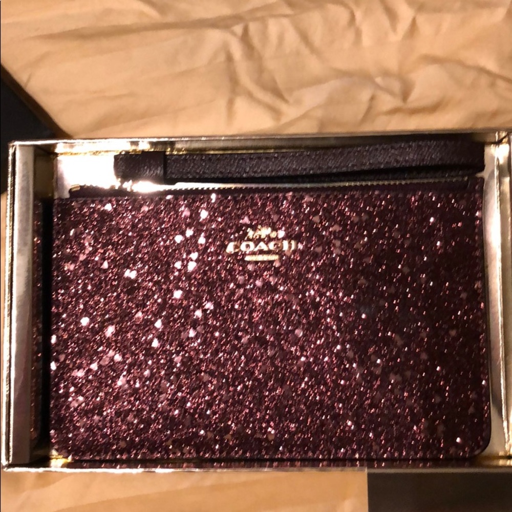 Coach Heart Glitter Small Wristlet
